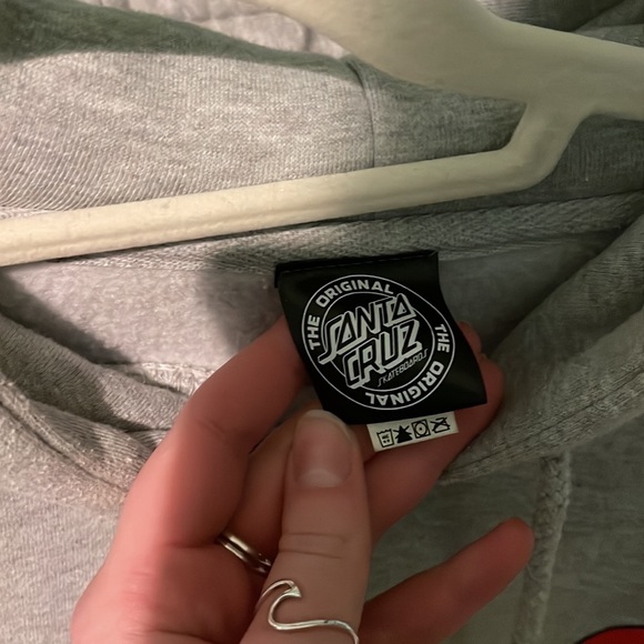 Grey Santa Cruz skateboards hoodie - Picture 3 of 6